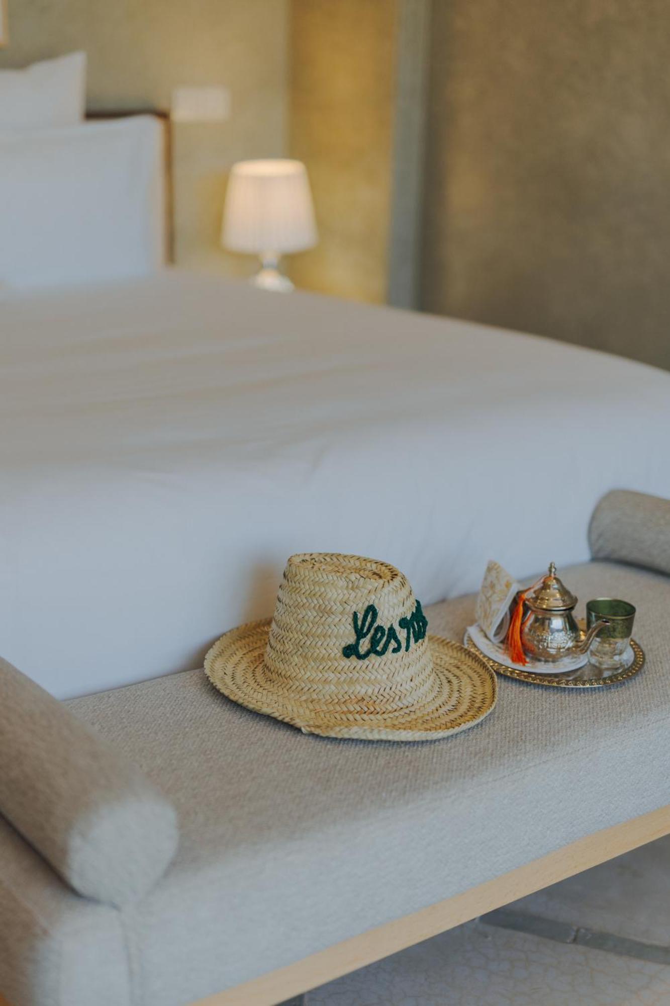 Les Roses By La Siredrah Hotell Ait Bou Zguia Exteriör bild